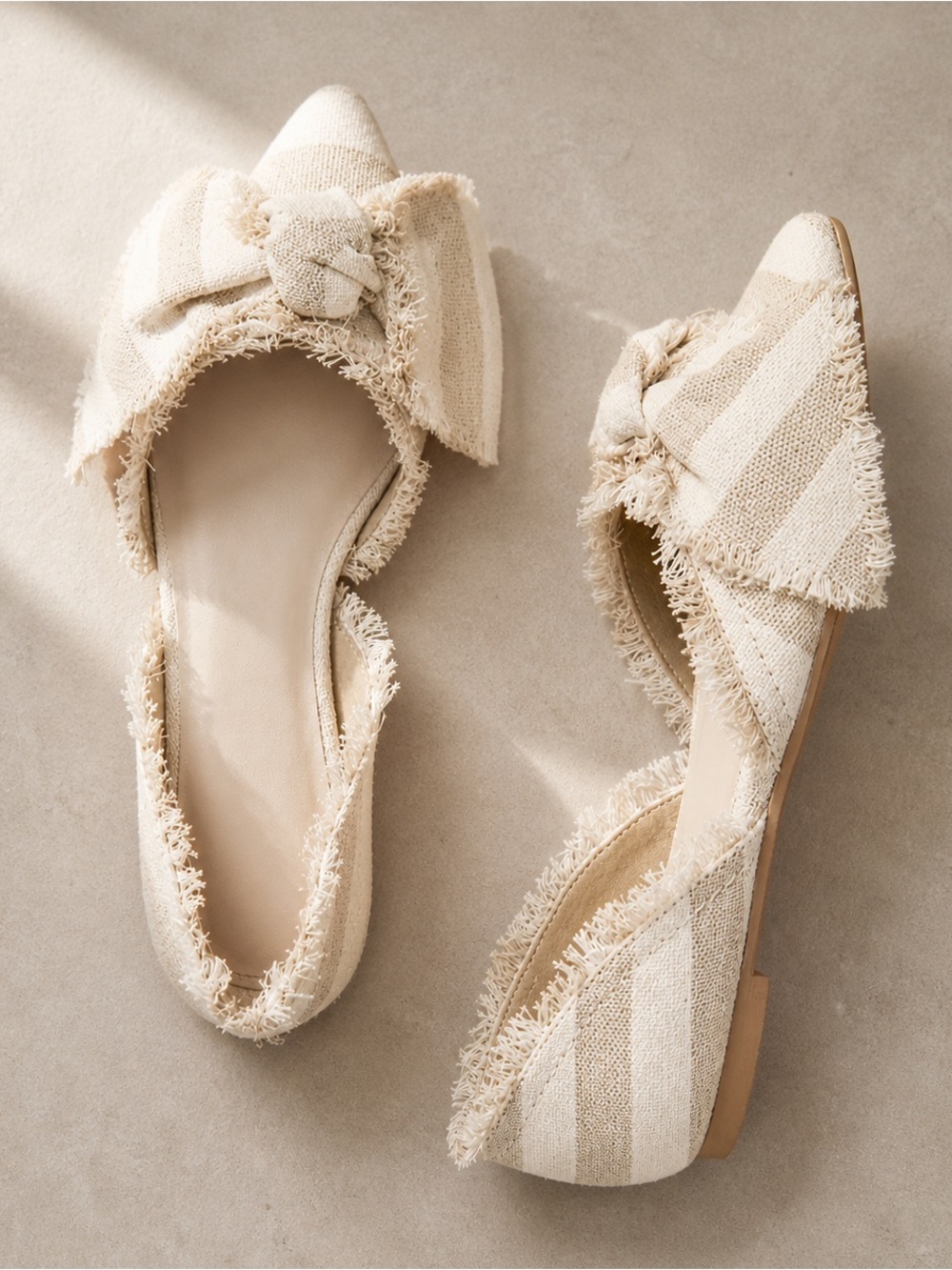 Seychelles Bed & Breakfast Bow Flats | Linen Tan & White | Size 9.5 | Like New